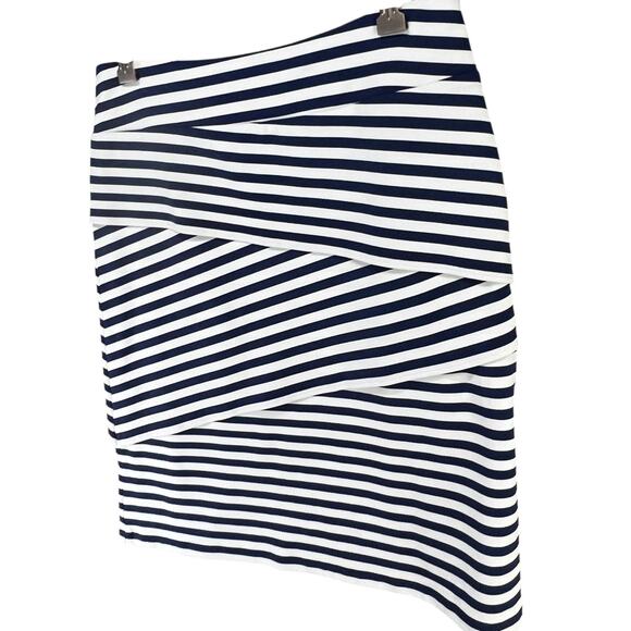 J McLaughlin Nicola Skirt Womens Small Stripe Stretch Catalina Cloth Nautical - Picture 3 of 11